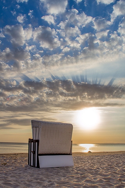 Strandkorb am Meer